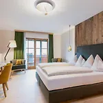 Wellnesshotel Eggerwirt 4* Sankt Michael im Lungau