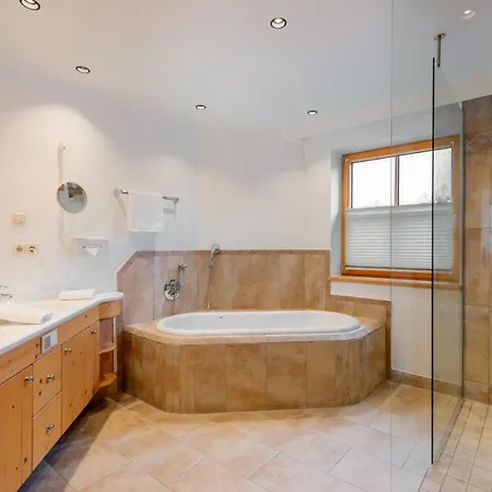 Otel Wellnesshotel Eggerwirt 4*